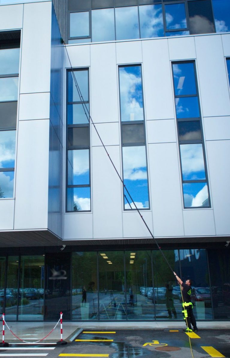 Do vrhunskega leska s sistemi čiščenja PROLESK