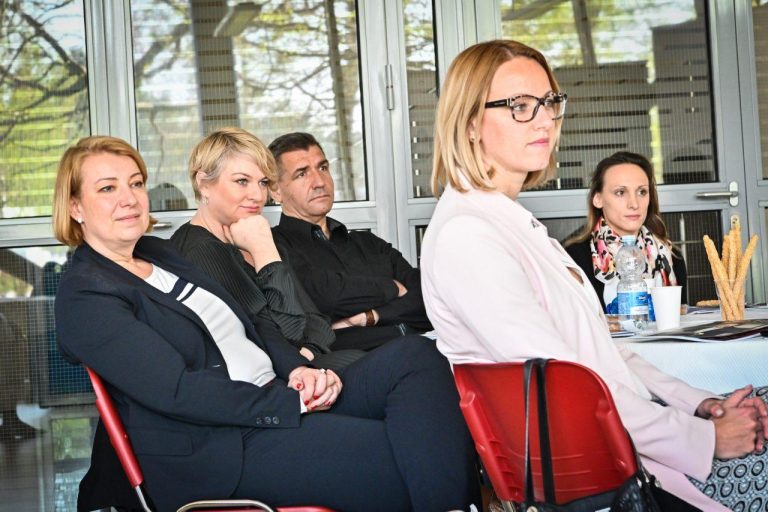 PRIPRAVLJENI V NOVO POSLOVNO LETO